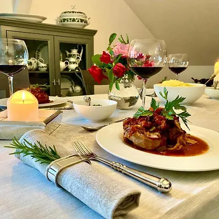 Hotell Gaestehaus Schoenitz 4*